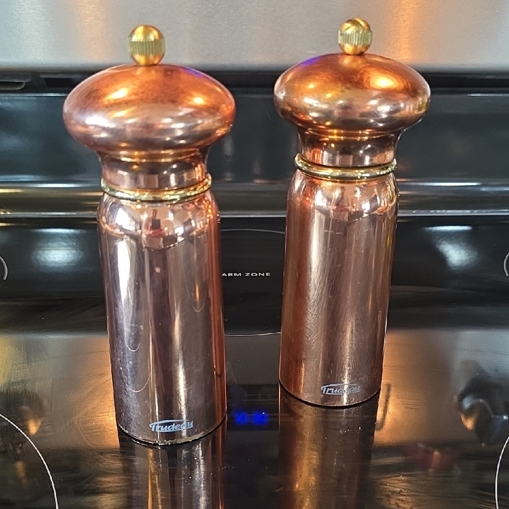 Elegant Copper & Gold Salt & Pepper Grinder Set